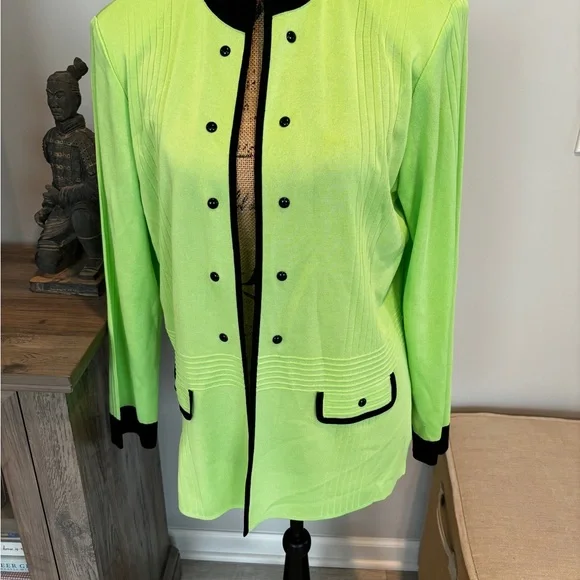 Ming Wang Green Sweater Jacket with black accents Size Large - Picture 4 of 4